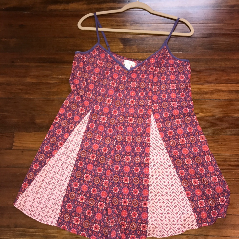 Urban outfitters Floral romper!